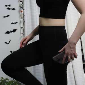 Aerie Black leggings with side pockets